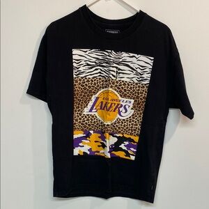 Express brand Los Angeles Lakers Graphic T-Shirt size:S
